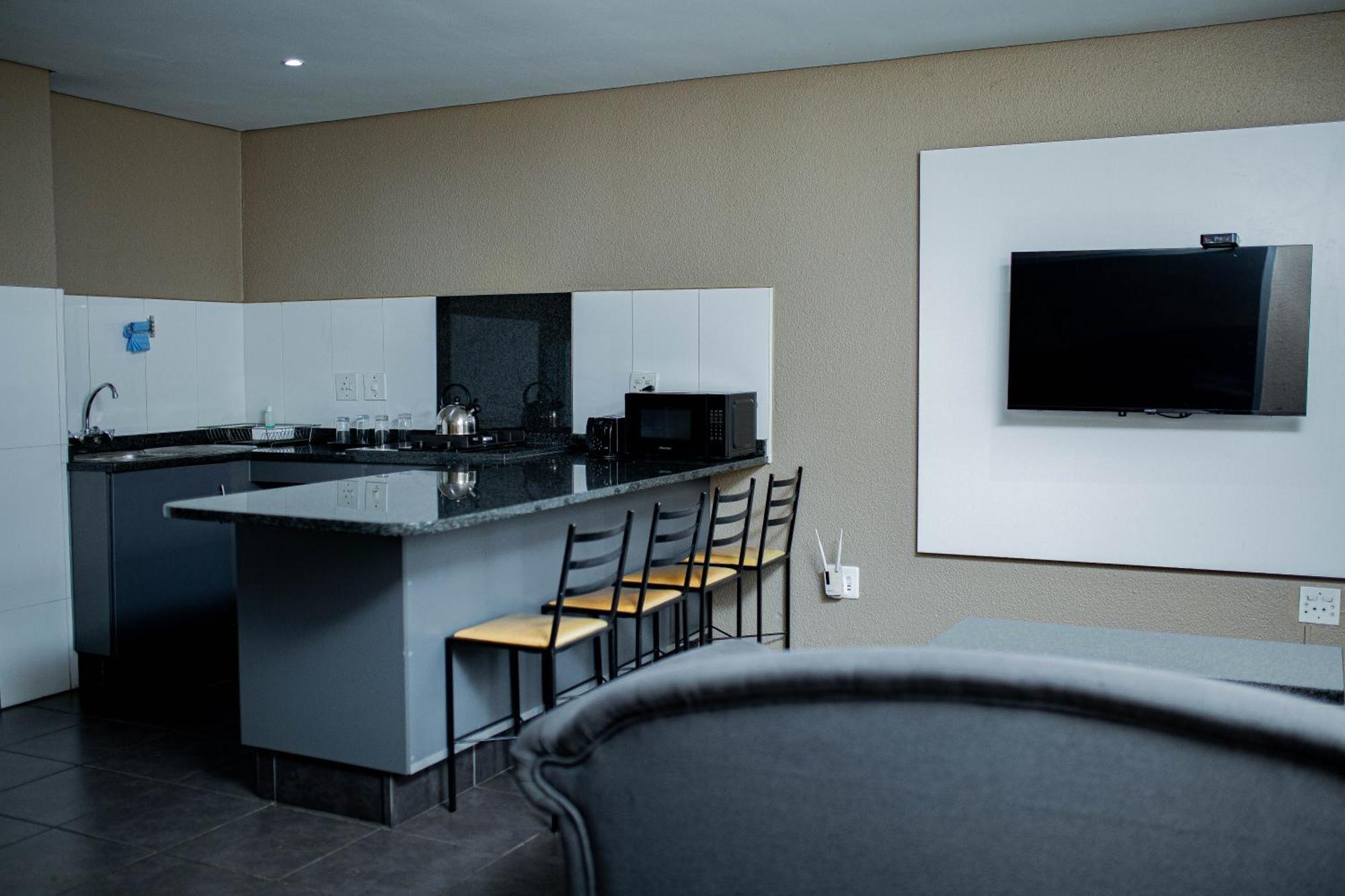 Vetho 2 Apartments Or Tambo Airport Kempton Park Dış mekan fotoğraf