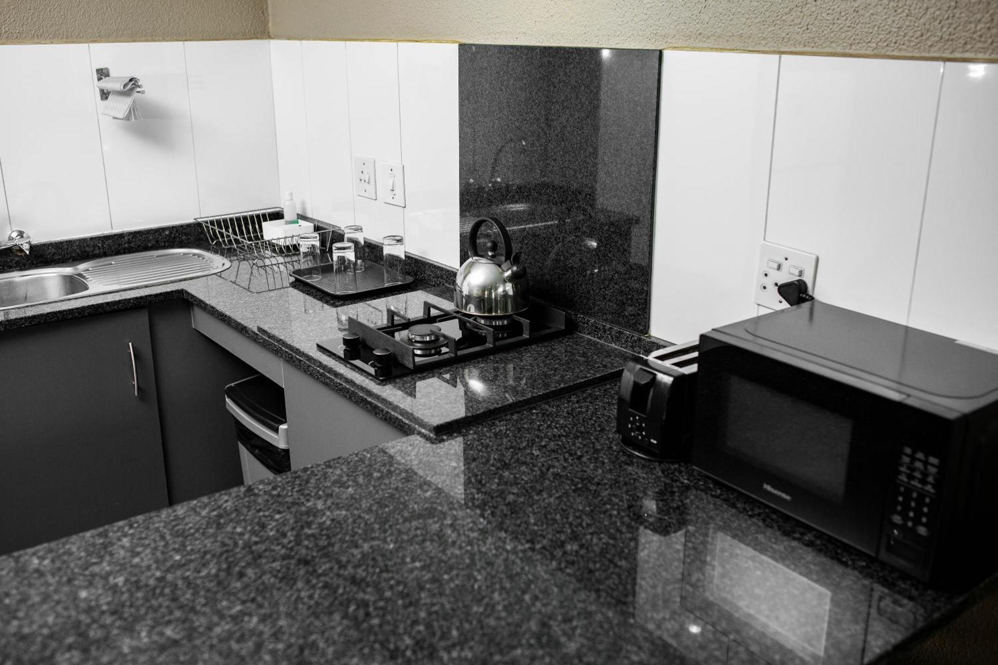 Vetho 2 Apartments Or Tambo Airport Kempton Park Dış mekan fotoğraf