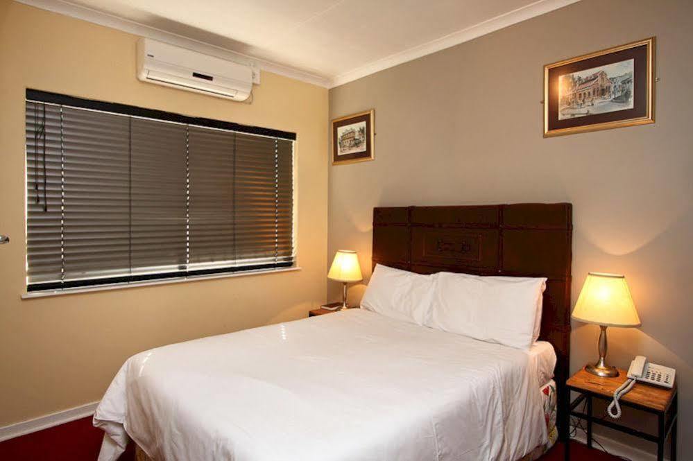 Vetho 2 Apartments Or Tambo Airport Kempton Park Dış mekan fotoğraf